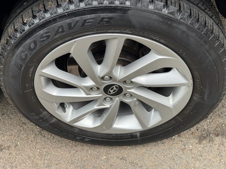 2018 Hyundai TUCSON 1.7 CRDi Blue Drive SE Nav SUV 5dr Diesel DCT Euro 6 (s/s) (141 ps) ESTATE Di...