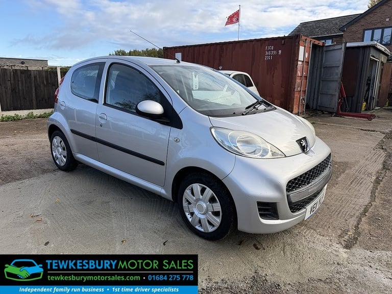 2011 Peugeot 107 Urban Hatchback Petrol Manual