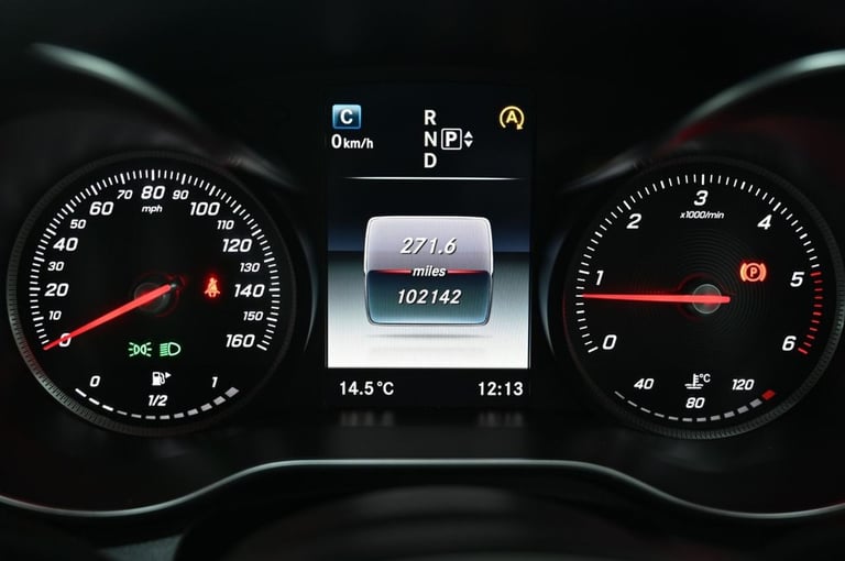 2014 64 MERCEDES-BENZ C-CLASS 2.1 C220 BLUETEC SPORT SALOON 4DR DIESEL G-TRONIC+