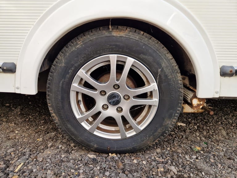 2006 Compass Rambler 18/4L Single axlle 4 Berth Motor Mover Fixed Bed L shape