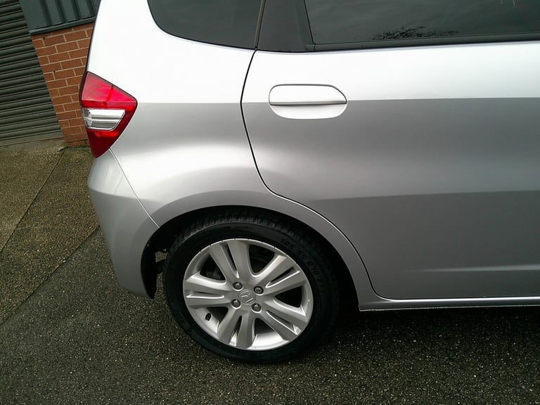 HONDA JAZZ 1.4 i-VTEC ES Plus 2014