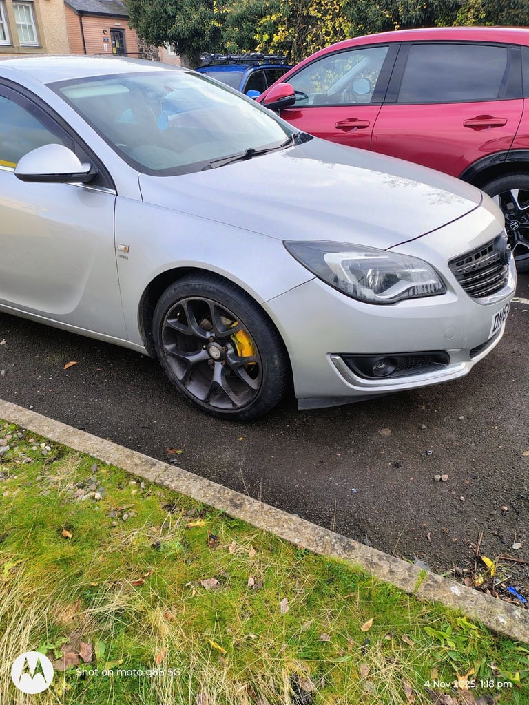 VAUXHALL INSIGNIA, SRI NAV CDTI ECO S/S sport model