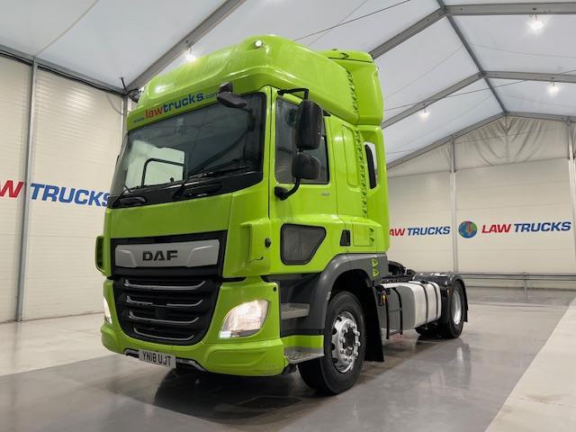 DAF CF 450 4x2 Sleeper Cab Tractor Unit