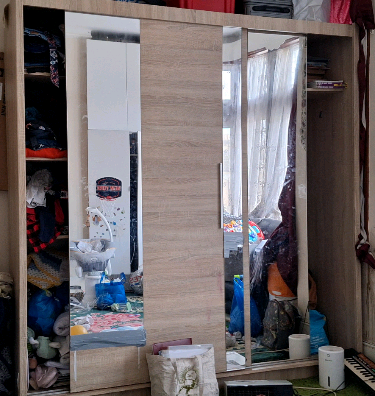 image for Quick clearance Slide wardrobe,closet,cuboard