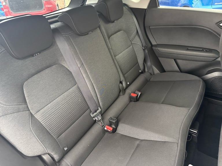 2020 Renault Captur 1.3 TCE 130 Iconic 5dr EDC HATCHBACK PETROL Automatic