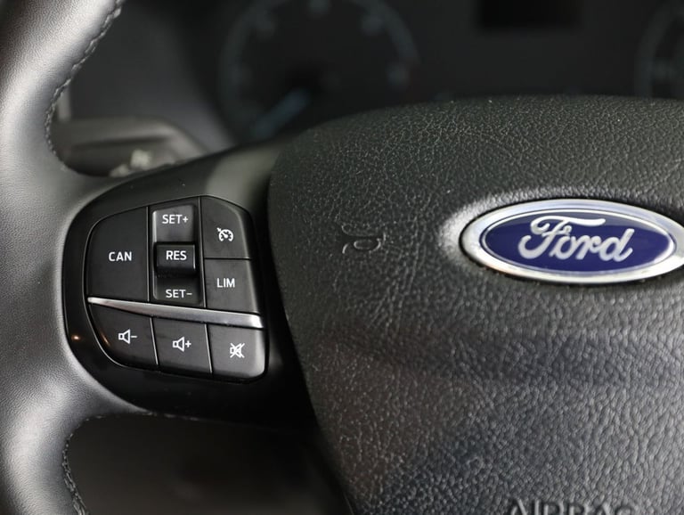 2022 Ford Transit Custom 2.0 300 EcoBlue Limited Panel Van 5dr Diesel Manual L2 H1 Euro 6 (s/s) (...