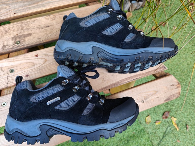 Mountain Warehouse Isodry waterproof breathable men boots size UK 6
