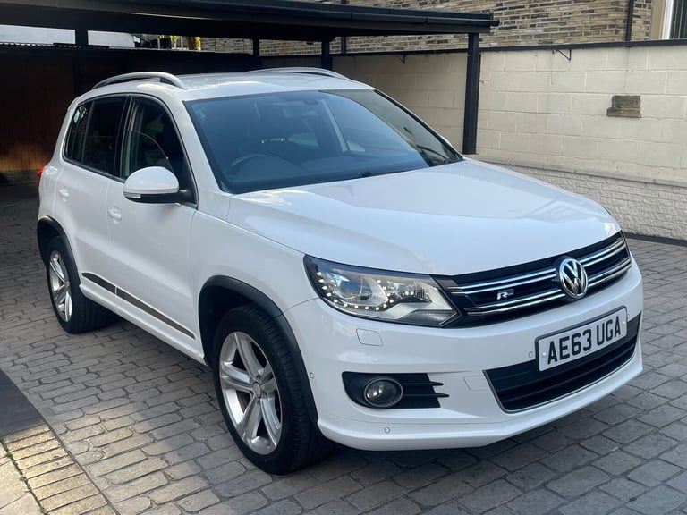 2013 Volkswagen Tiguan 2.0 TDi BlueMotion Tech R-Line 177 5dr DSG ESTATE Diesel Automatic
