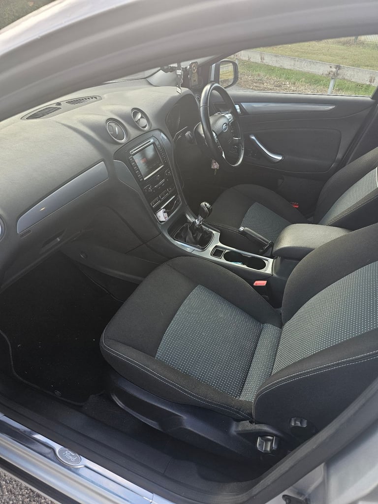 Ford, MONDEO, Hatchback, 2012, Manual, 1997 (cc), 5 doors