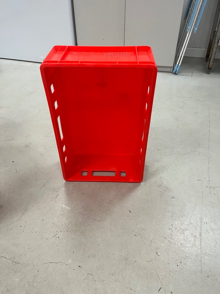 Food grade crates