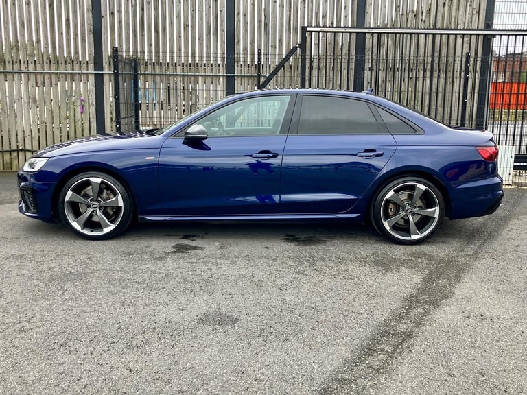 AUDI A4 2.0 TDI 30 Black Edition 2019