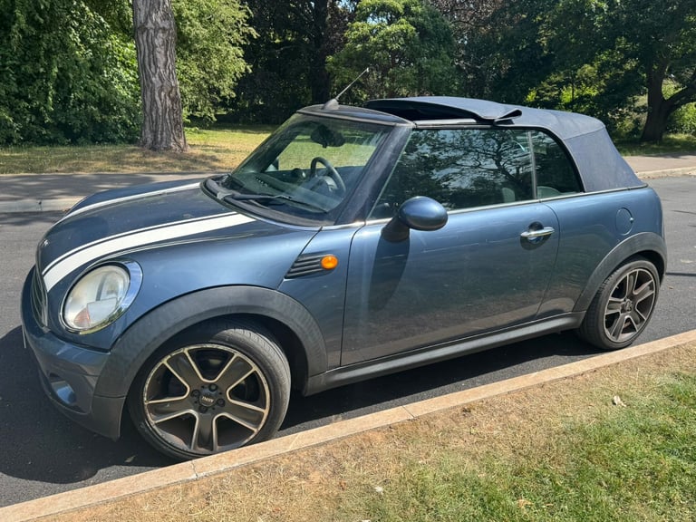 Mini, CONVERTIBLE, Convertible, 2010, Manual, 1598 (cc), 2 doors