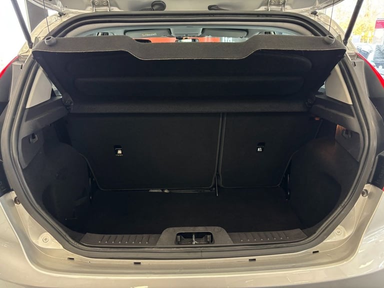 2014 Ford Fiesta 1.0T EcoBoost Zetec Hatchback 5dr Petrol Manual Euro 5 (s/s) (100 ps) Hatchback ...