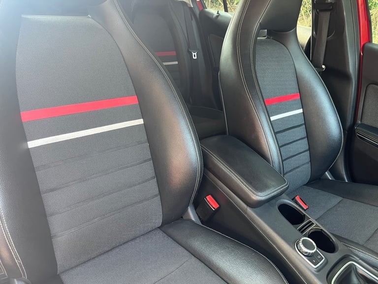 2014 Mercedes-Benz A-Class A180 BlueEFFICIENCY SE 5dr HATCHBACK Petrol Manual