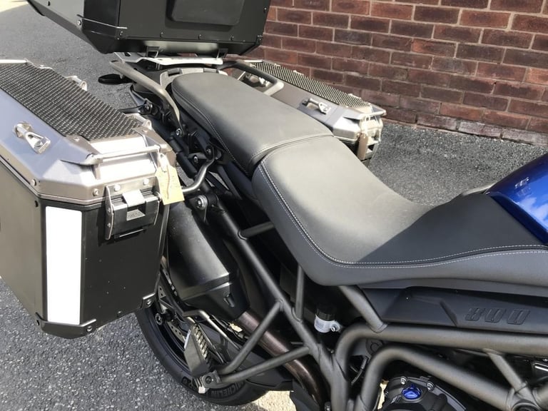 Triumph Tiger 800 XRX Low 18reg 13573m FSH 3part luggage and more