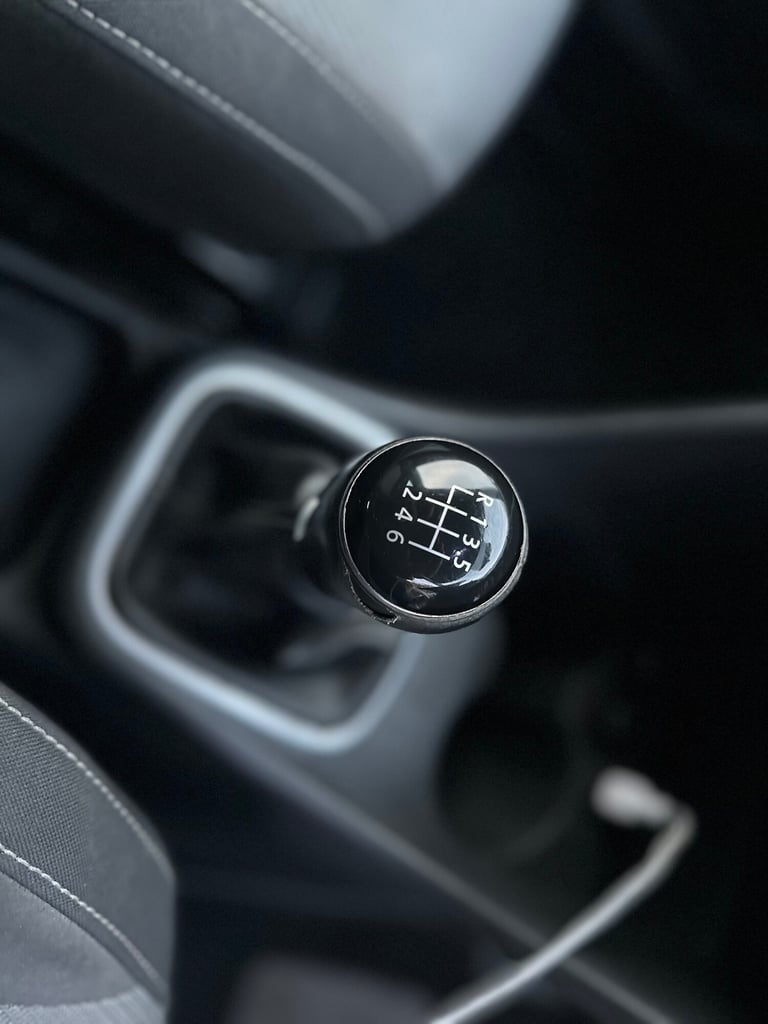 2016 Volkswagen Polo 1.0 110 R-Line 3dr HATCHBACK Petrol Manual