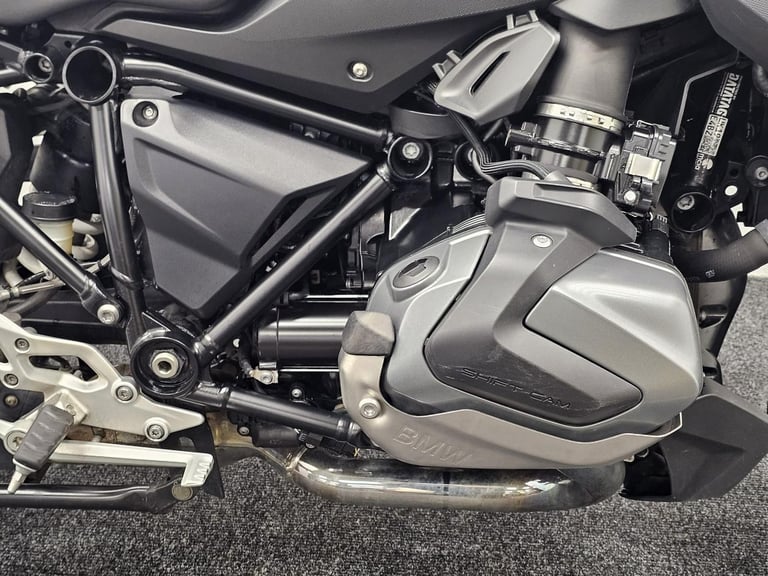 BMW R1250 R SE - FULL BMW HISTORY - LONG MOT 