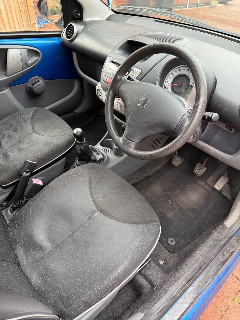 Peugeot, 107, Hatchback, 2009, Manual, 998 (cc), 5 doors