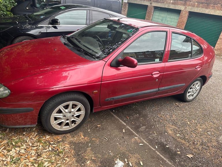 Renault, MEGANE, Hatchback, 2002, Manual, 1390 (cc), 5 doors