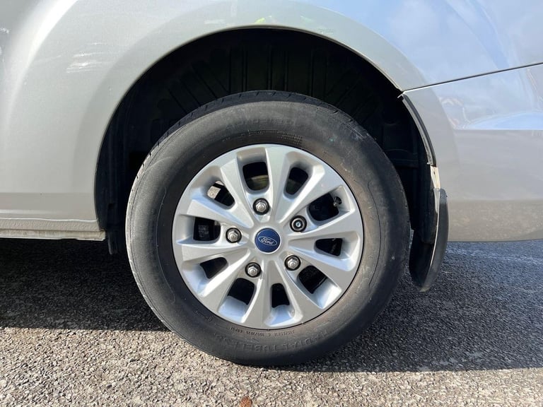 2020 Ford Transit Custom 300L2 Limited Van 2.0l 170ps 6 Speed in Moondust Silver