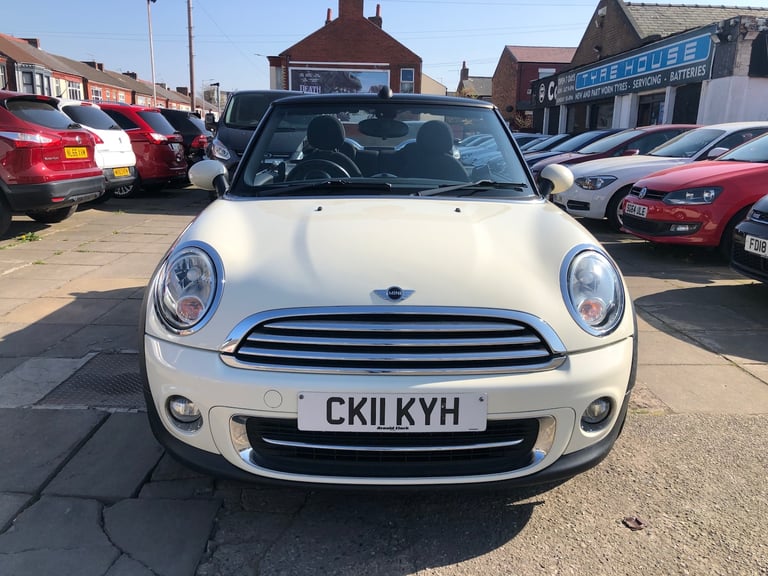 2011 MINI Convertible 1.6 Cooper [122] 2dr CONVERTIBLE Petrol Manual