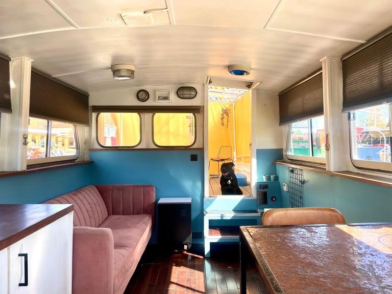 House Boat, Rope Street, SE16