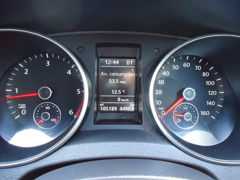 VOLKSWAGEN GOLF 1.6 TDI Match Silver Auto Diesel 2012