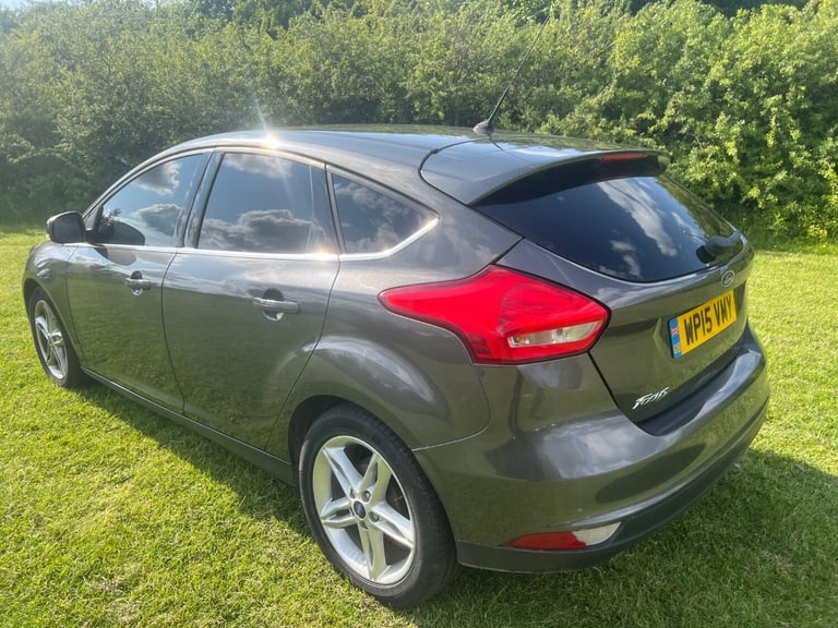 FORD FOCUS 1.6 TDCi Zetec Grey Manual Diesel 2015