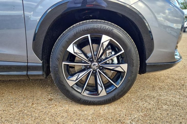 2025 MG MG HS 1.5 T-GDI Hybrid+ Trophy 5dr Auto ESTATE PETROL/ELECTRIC Automatic