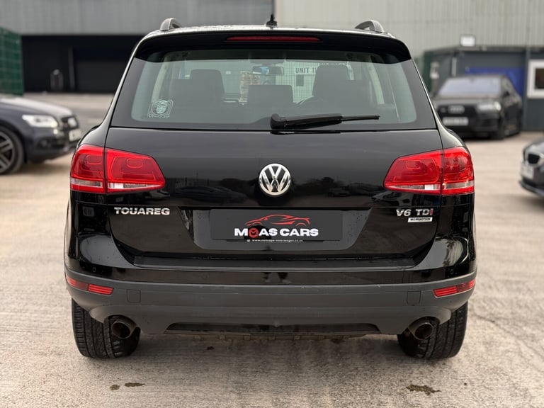 2015 Volkswagen Touareg 3.0 TDI V6 BlueMotion Tech Escape SUV 5dr Diesel