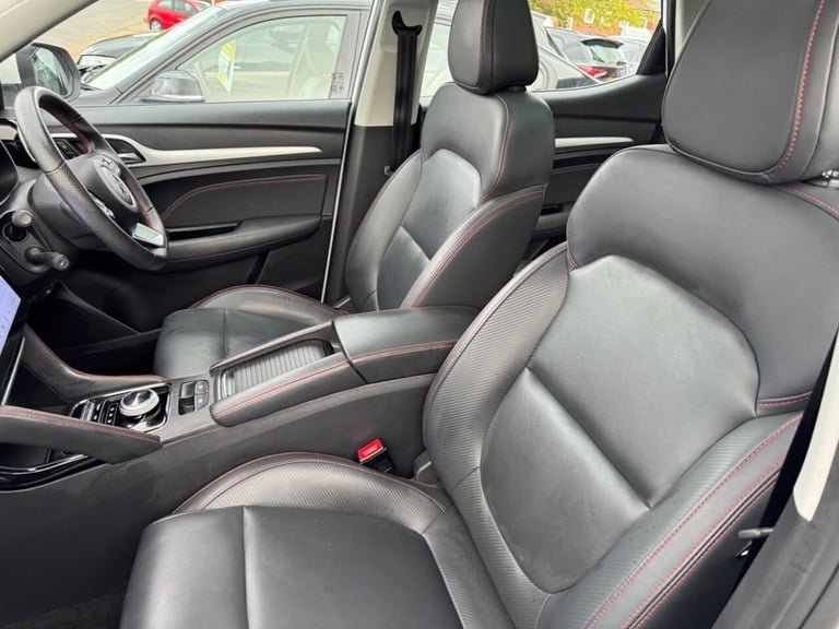 2021 MG MG ZS 72.6kWh Trophy Long Range SUV 5dr Electric Auto (156 ps) HATCHBACK ELECTRIC Automatic