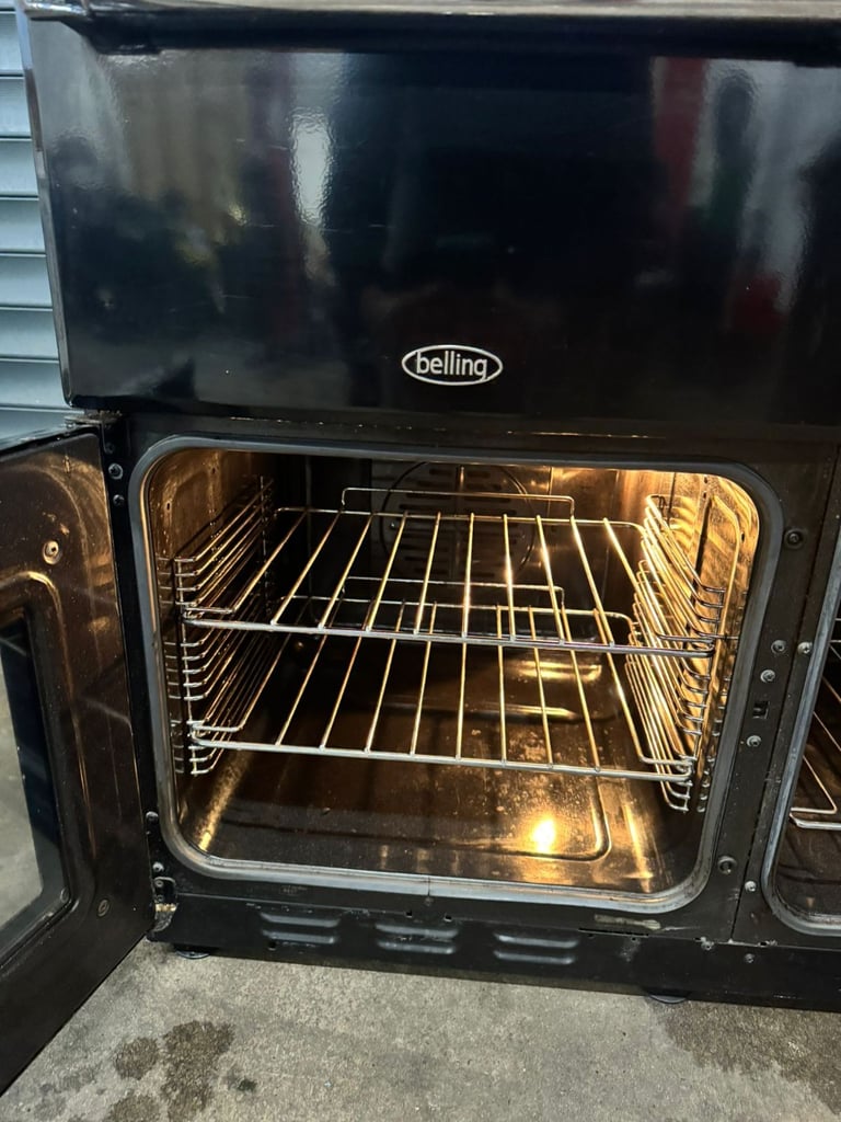 Black Belling Farmhouse 90e cm Range cooker comes with 3 months warranty, Ref:19596