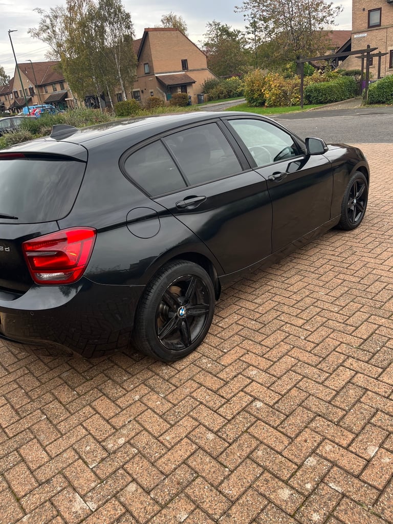 image for BMW, 1 SERIES, Hatchback, 2012, Manual, 1995 (cc), 5 doors