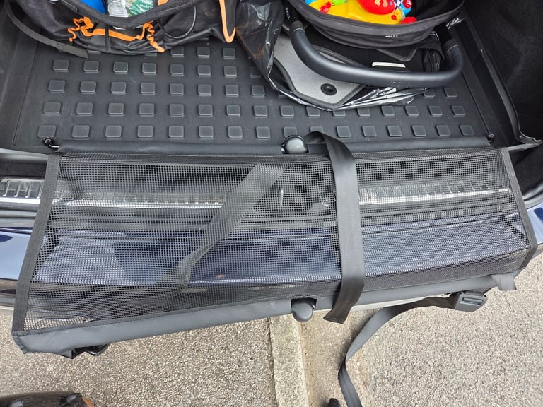 Dog Guard netting for Mercedes GLC 2016