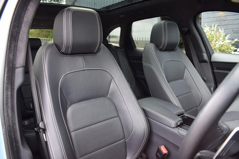 2020 Jaguar F-Pace 2.0 D180 Chequered Flag Auto AWD Euro 6 (s/s) 5dr ESTATE Diesel Automatic