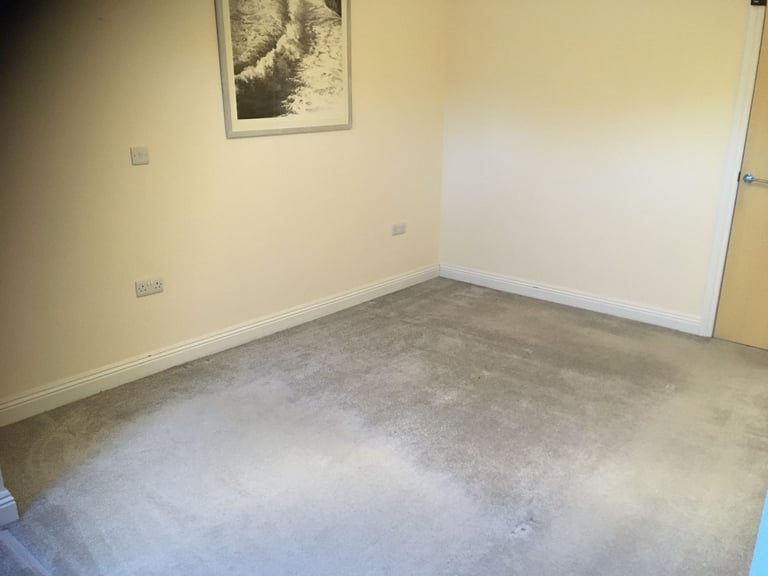 Two bedroom flat for rent in the heart of Ashburton