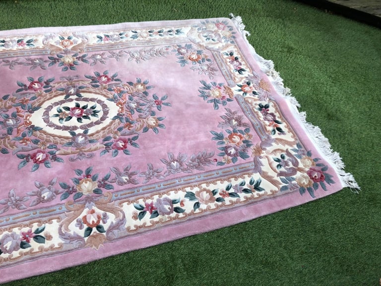 VINTAGE HANDMADE CHINESE STYLE WOOL RUG 273Cm x 182 Cm ,SPARE ROOM USE ONLY ,DELIVERY