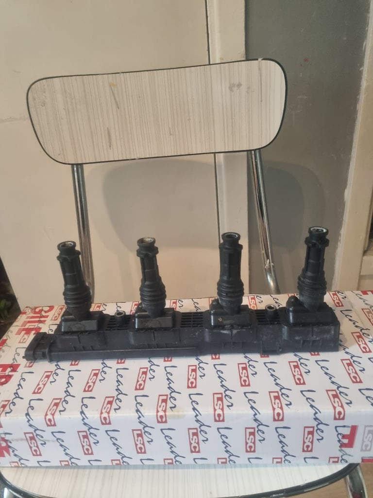 GENUINE IGNITION MODULE COIL PACK from 2007 Vauxhall ASTRA 1.4 LIFE