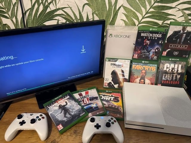 Console Bundle Xbox For Sale Gumtree BOXED XBOX ONE S MEGA BUNDLE
