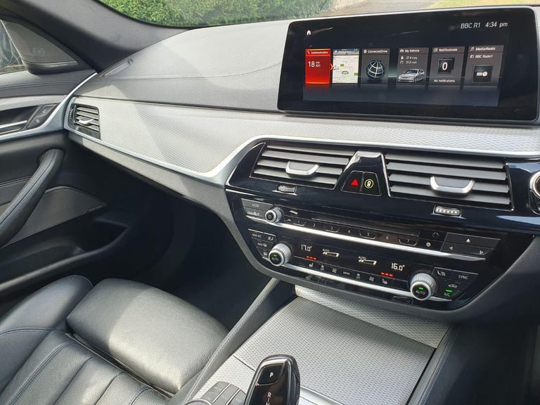 BMW 5 SERIES 3.0 540i xDrive M Sport Touring 2018