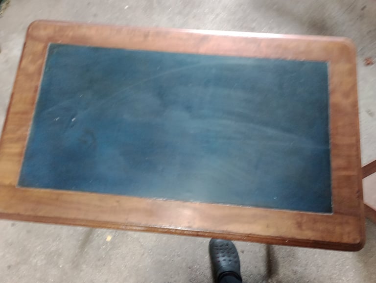 Antique style writing