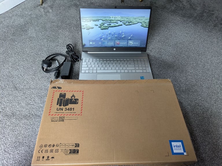 Hp Laptop 15S-FQ5026SA Intel Core I3 8Gb Ram 256Gb SSD 15.6