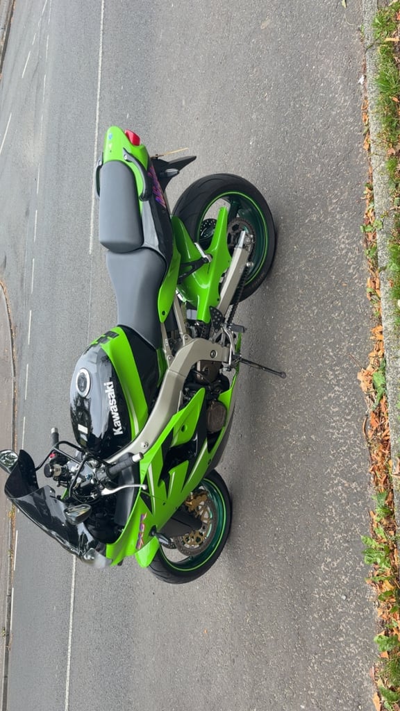 image for Kawasaki zx6r ninja  12 month mot  good track bike