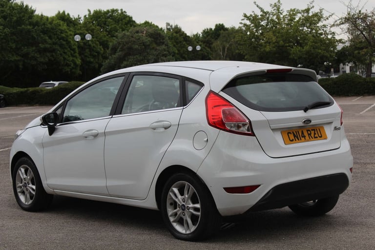 2014 Ford Fiesta 1.25 82 Zetec 5dr HATCHBACK PETROL Manual