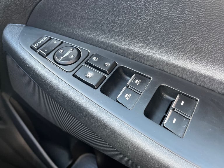  Hyundai Tucson 1.6 Gdi Se Nav Suv 5dr Petrol Manual Euro 6 s/s 132 Ps Petrol