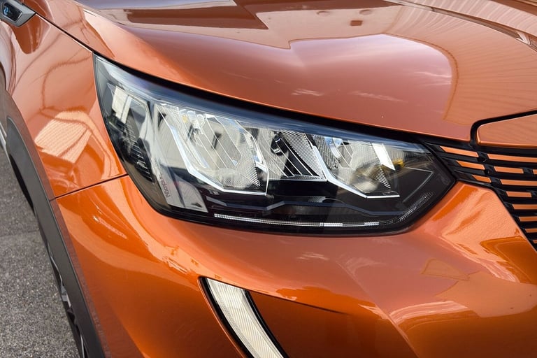  Peugeot E 2008 50kwh Allure Premium Suv 5dr Electric Auto 7kw Charger 136 Ps