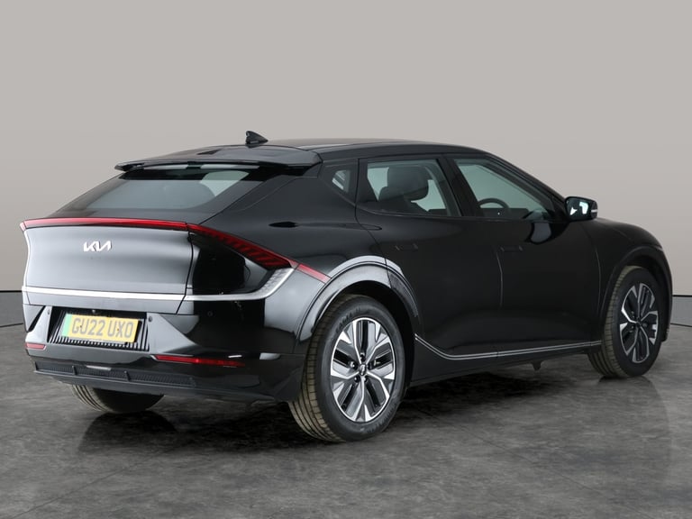 2022 Kia EV6 77.4kWh Air Hatchback 5dr Electric Auto (225 bhp) - HEATED STEERING - LANE  Hatchbac...