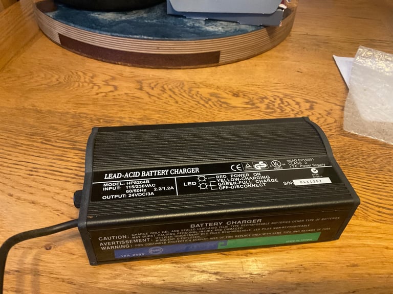 Mobility scooter battery charger 