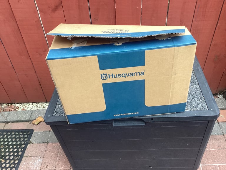Husqvarna 130 chainsaw 14 in petrol brand new still in box 