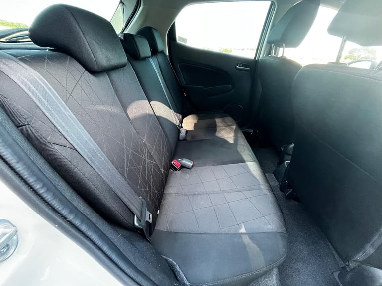 2013 Mazda Mazda2 1.3 Venture Edition 5dr HATCHBACK PETROL Manual